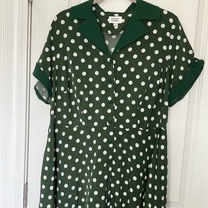 Unique Vintage green and white polka dot collared dress